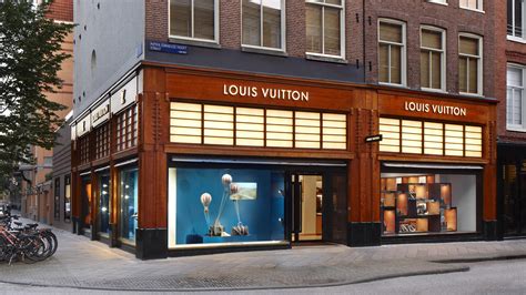 louis vuitton pc hooftstraat openingstijden|louis vuitton in amsterdam.